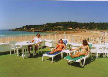 Beau Rivage Apartments
