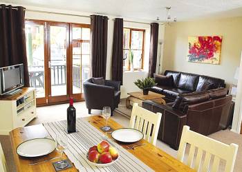 Peninsula Cottages