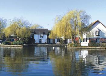 Peninsula Cottages