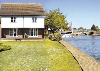 Peninsula Cottages