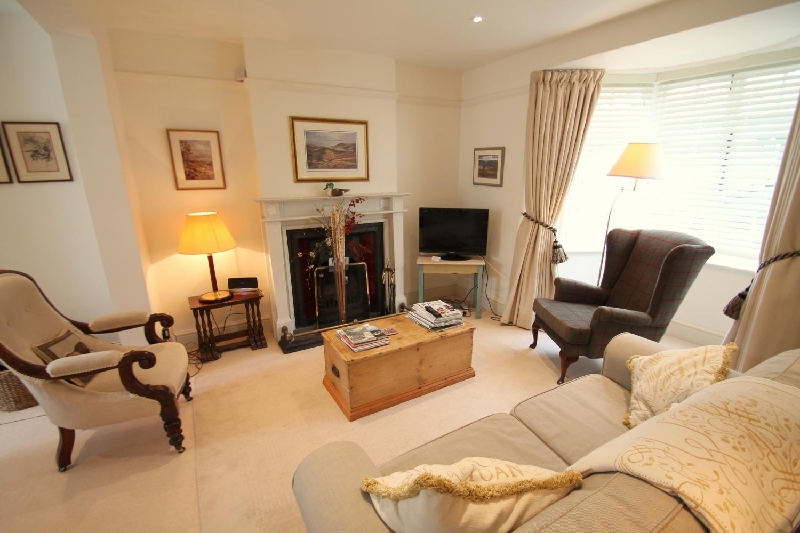 More information about No 4 Lowerbourne - ideal for a family holiday