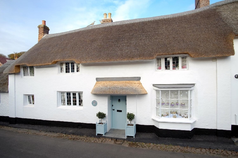The Old Sweet Shop a british holiday cottage for 8 in ,