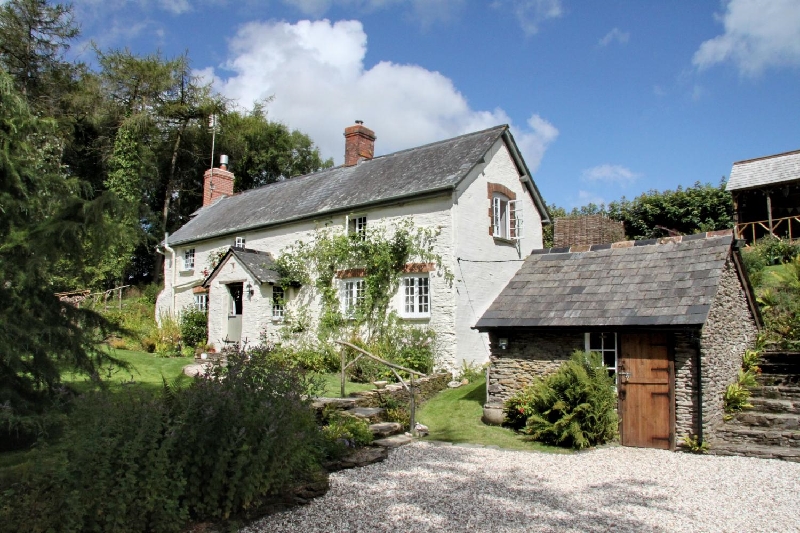Lower Goosemoor Cottage a british holiday cottage for 4 in , 