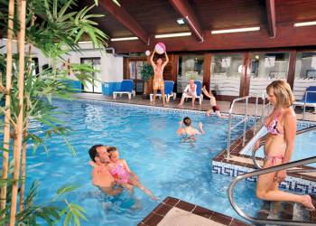 Finlake Lodges