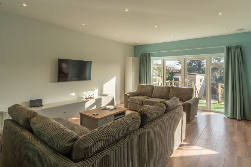 Rising Tide a british holiday cottage for 8 in , 