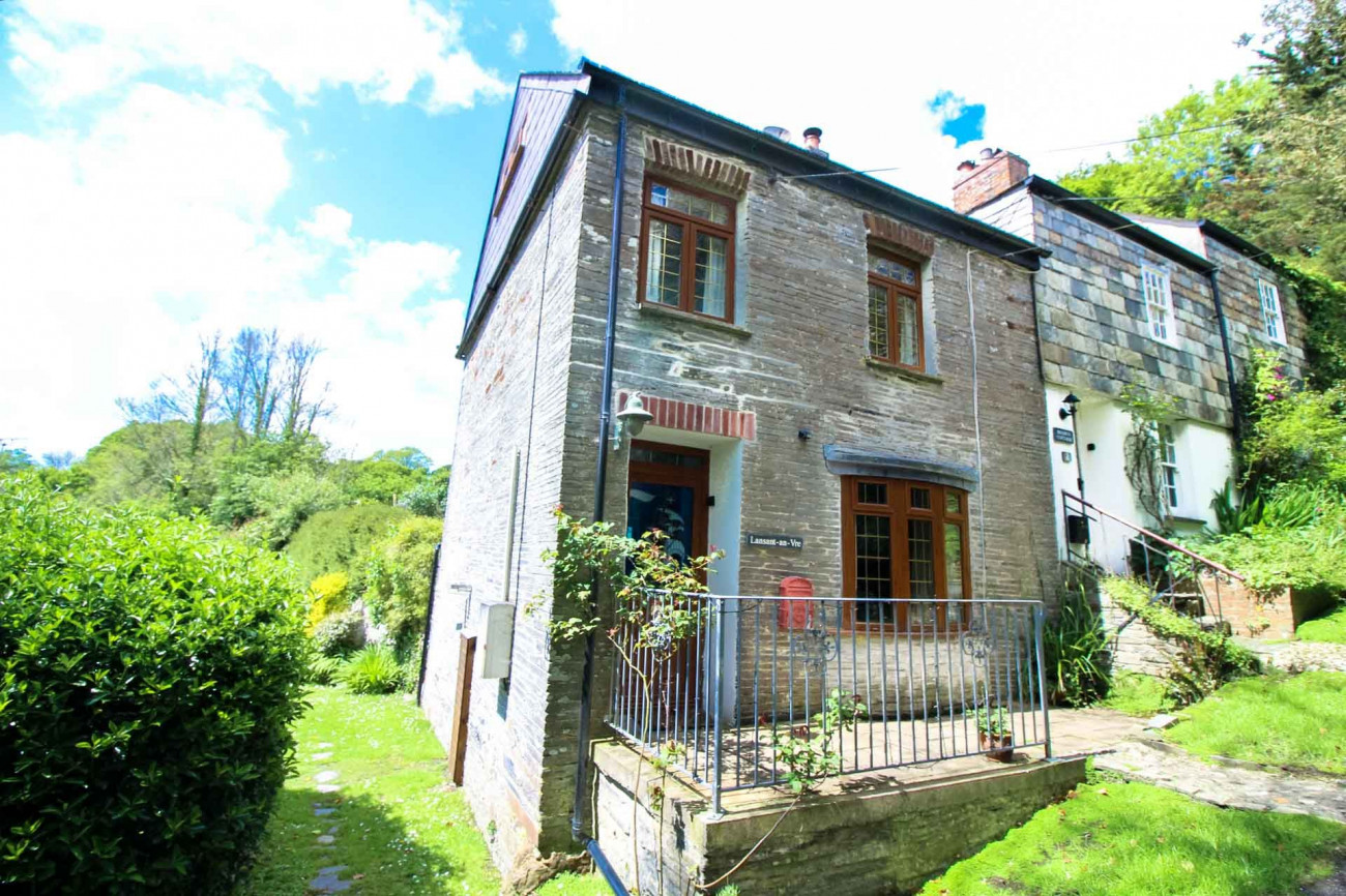 Lansant-An-Vre a british holiday cottage for 4 in ,