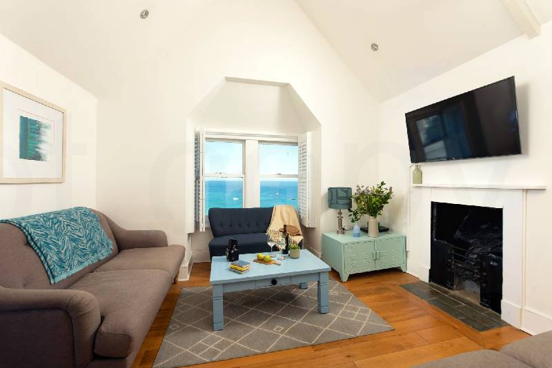 Mordros a british holiday cottage for 6 in , 