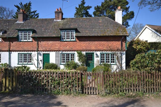 More information about Oak Tree Cottage - ideal for a family holiday