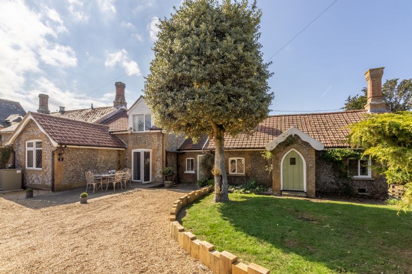 More information about Toad Hall - ideal for a family holiday