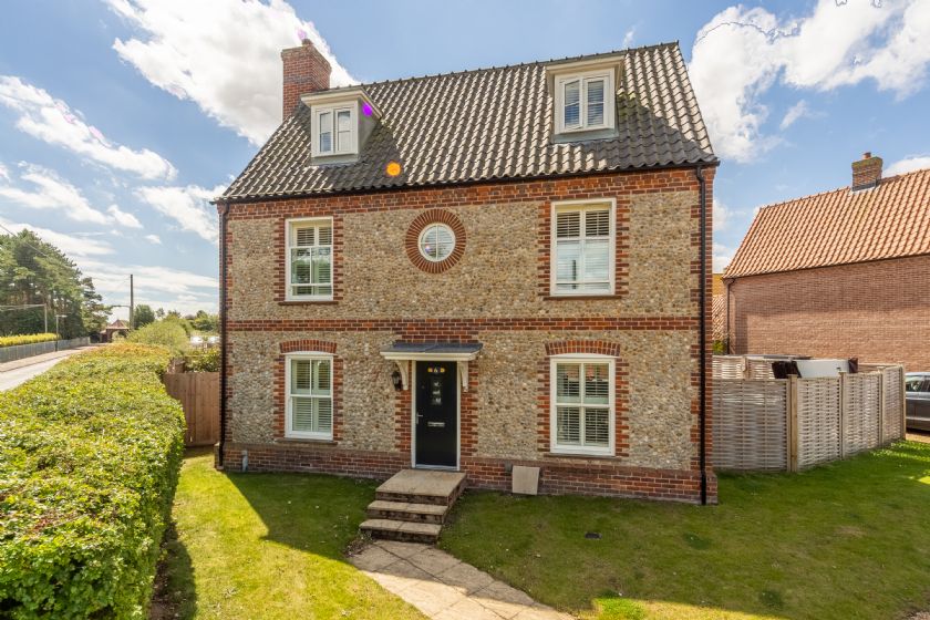 6 Market Lane a british holiday cottage for 8 in , 