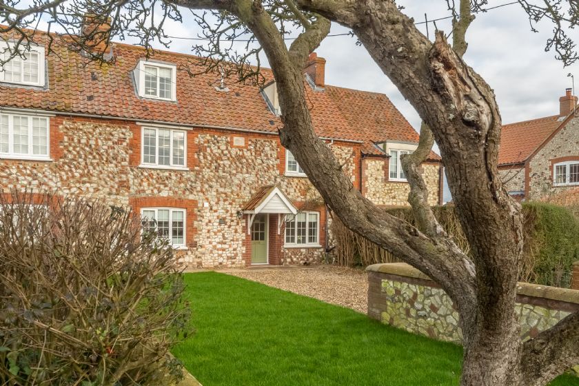 Twitchers Cottage a british holiday cottage for 6 in ,