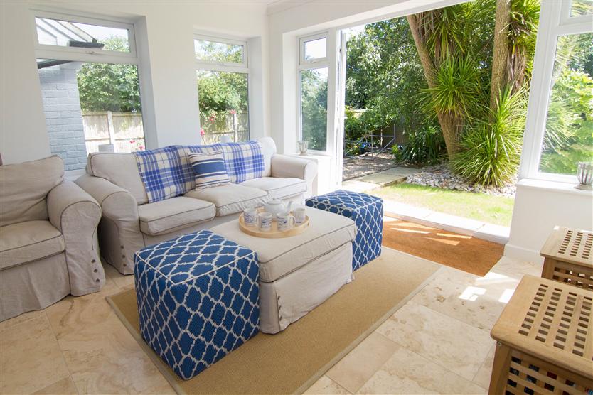 Anchorage View (4) a british holiday cottage for 4 in , 