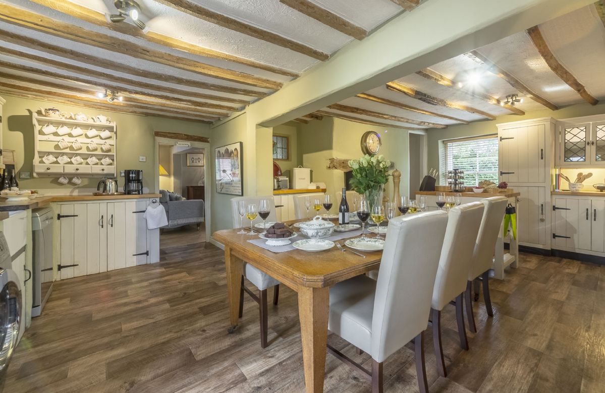 More information about Pillar Box House - ideal for a family holiday