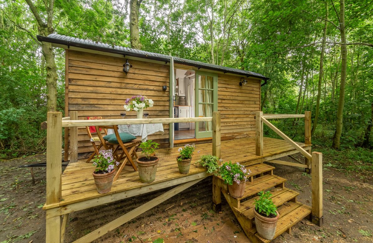 More information about Woodland Retreat Shepherd's Hut - ideal for a family holiday