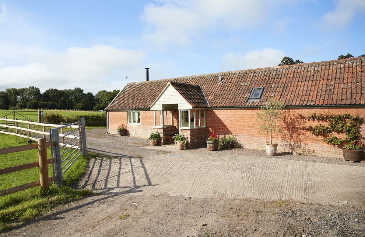 More information about Downclose Piggeries - ideal for a family holiday