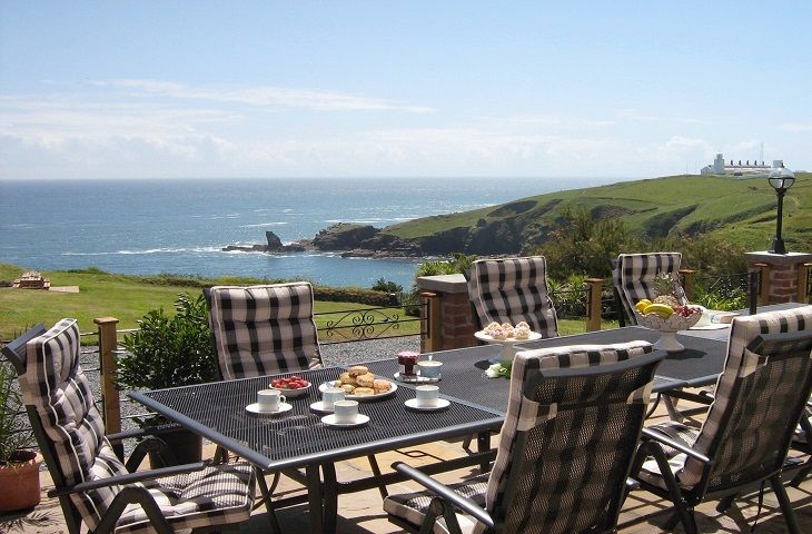 The Crag a british holiday cottage for 8 in ,