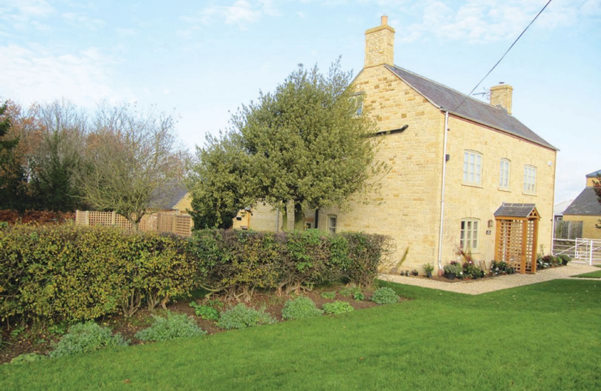 More information about Lower Farmhouse - ideal for a family holiday