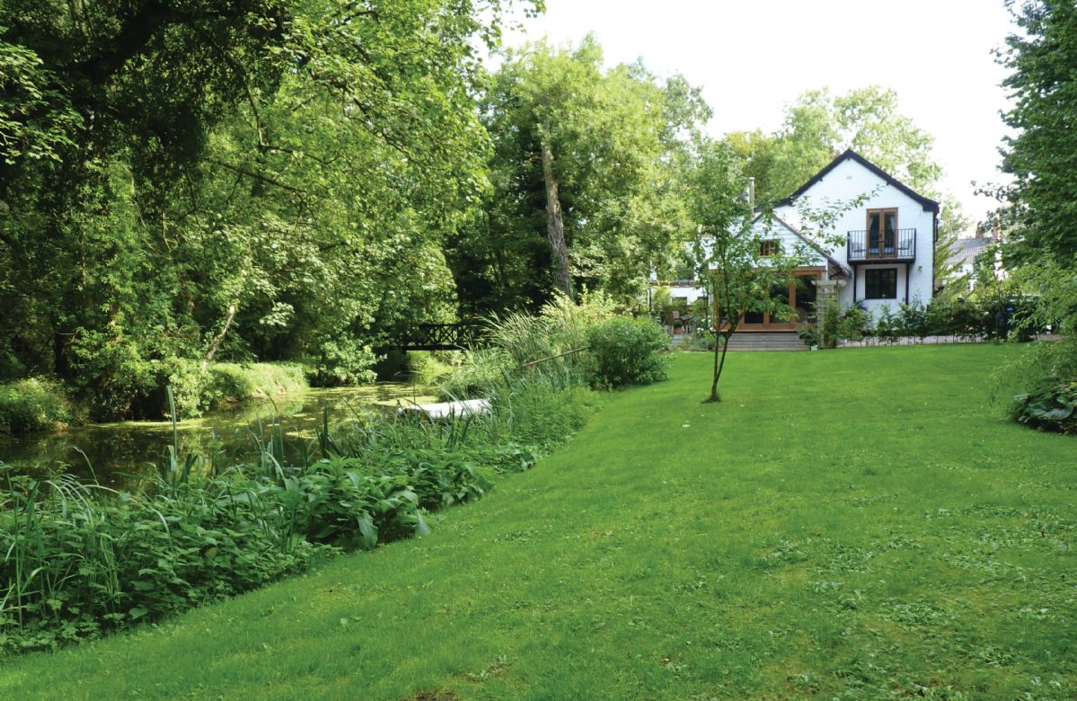 More information about Riverside Cottage - ideal for a family holiday