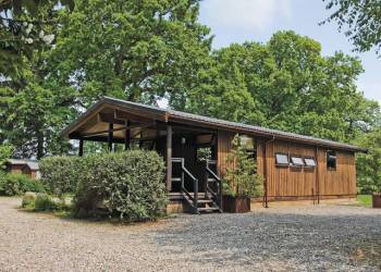 Charlcot Lodges