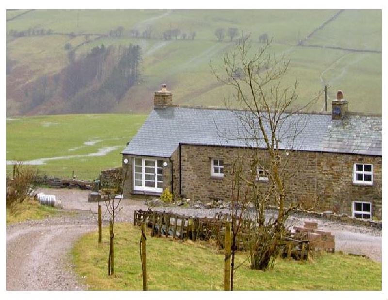 Ash Pot Barn a british holiday cottage for 9 in ,