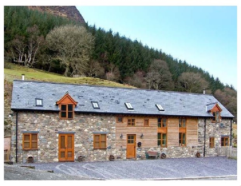 More information about Ysgubor Pwlliago - ideal for a family holiday