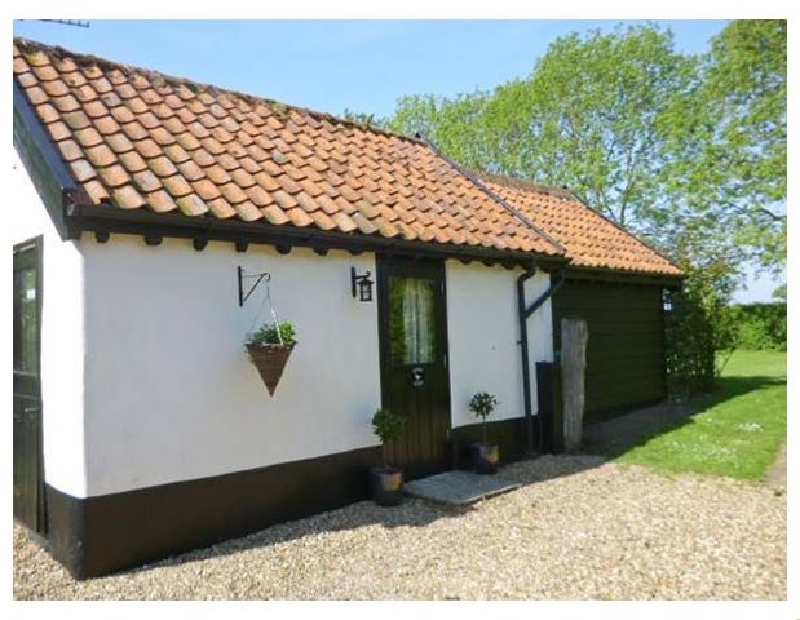 Garden Cottage a british holiday cottage for 2 in , 