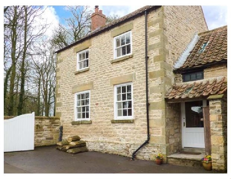 More information about Headon Yard Cottage - ideal for a family holiday