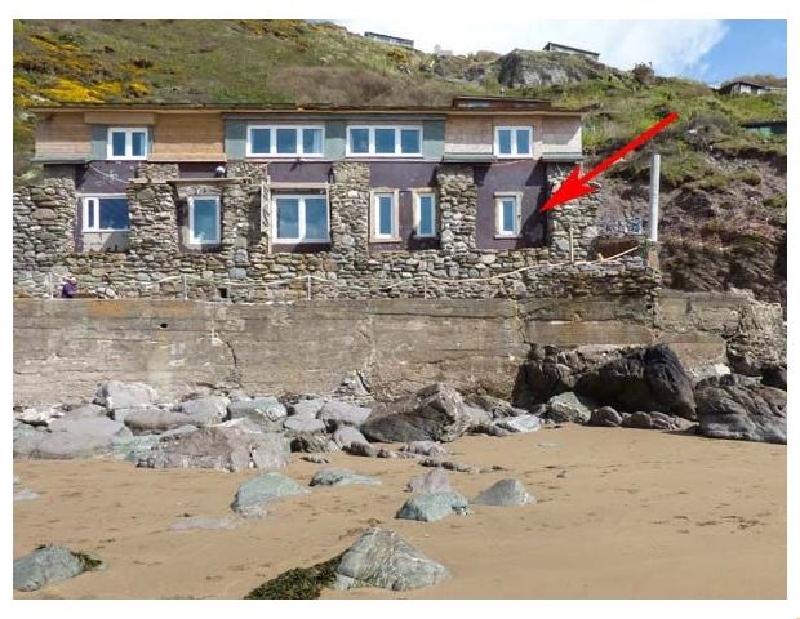 Beachcomber's Cottage a british holiday cottage for 2 in , 