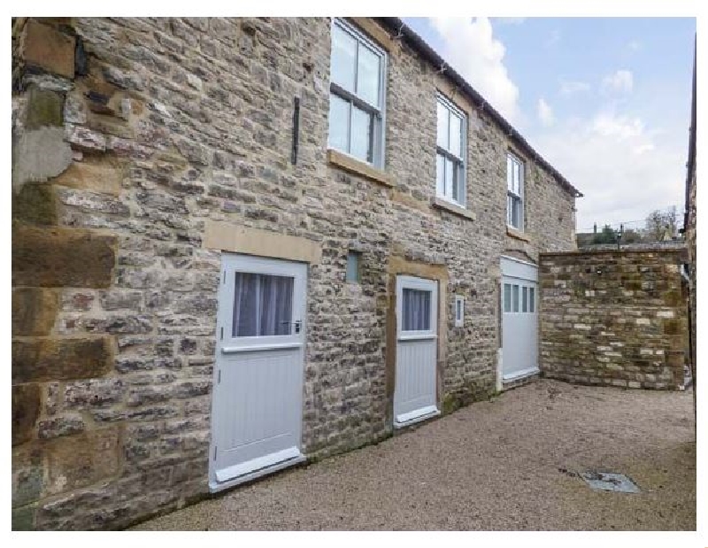 Bank House Mews a british holiday cottage for 8 in ,