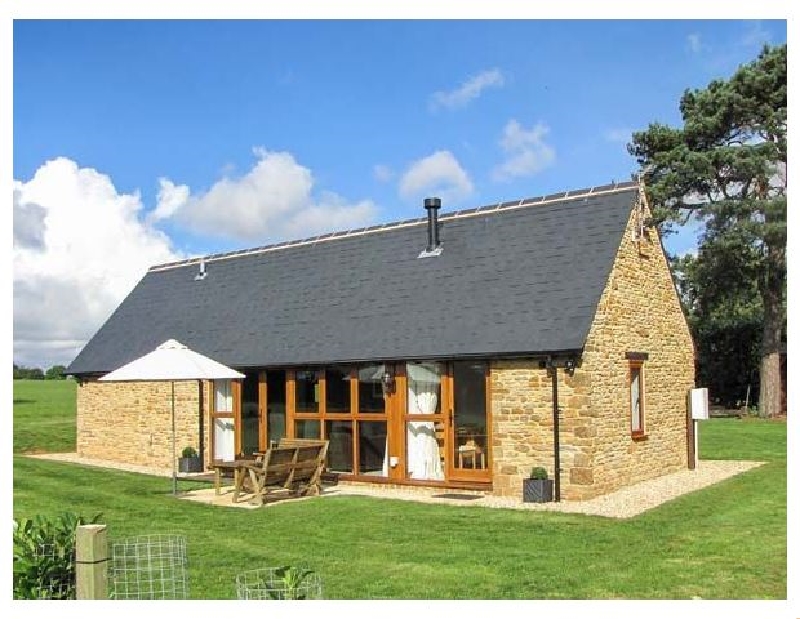 More information about Hook Norton Barn - ideal for a family holiday