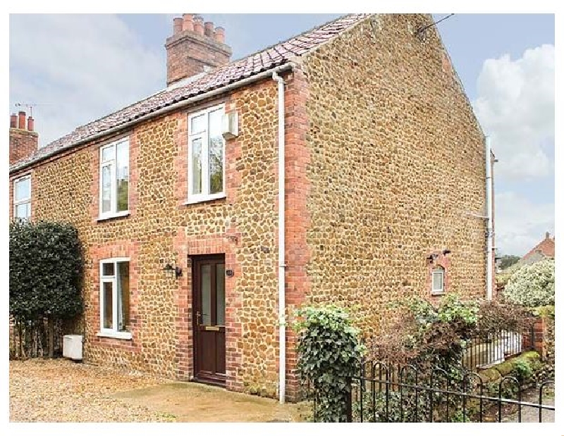 Driftwood Cottage a british holiday cottage for 6 in ,