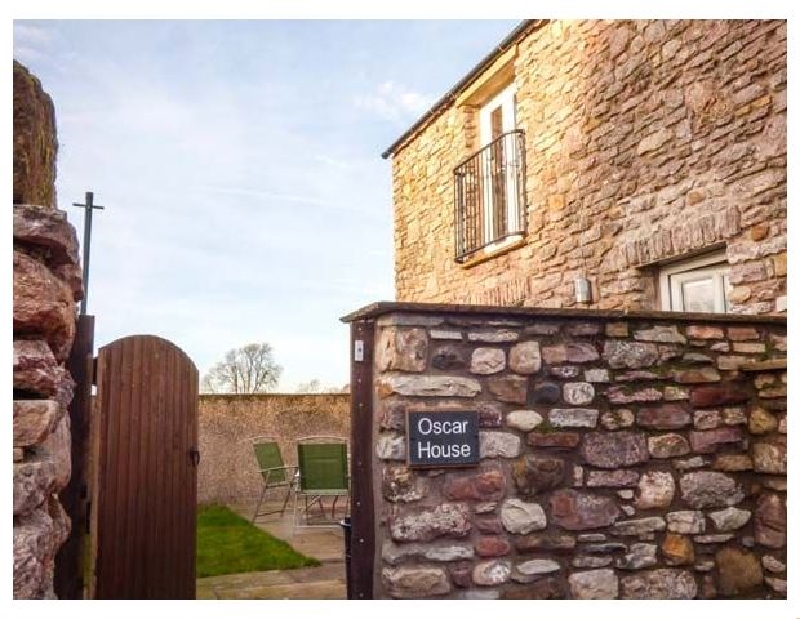 Oscar House a british holiday cottage for 4 in , 