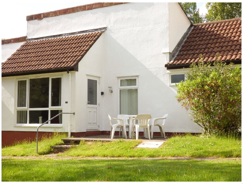 4 Manorcombe a british holiday cottage for 6 in ,