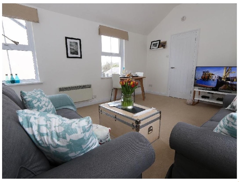 Mackerel Sky a british holiday cottage for 2 in ,
