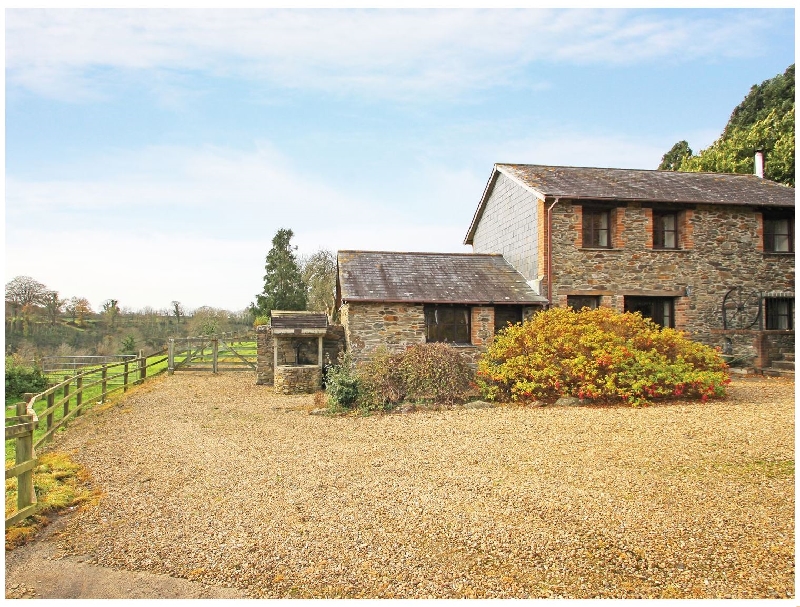 Lower Well Barn a british holiday cottage for 6 in ,