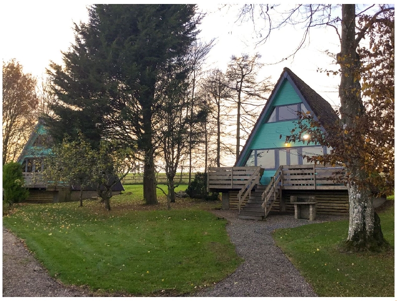 Rose Lodge a british holiday cottage for 6 in , 