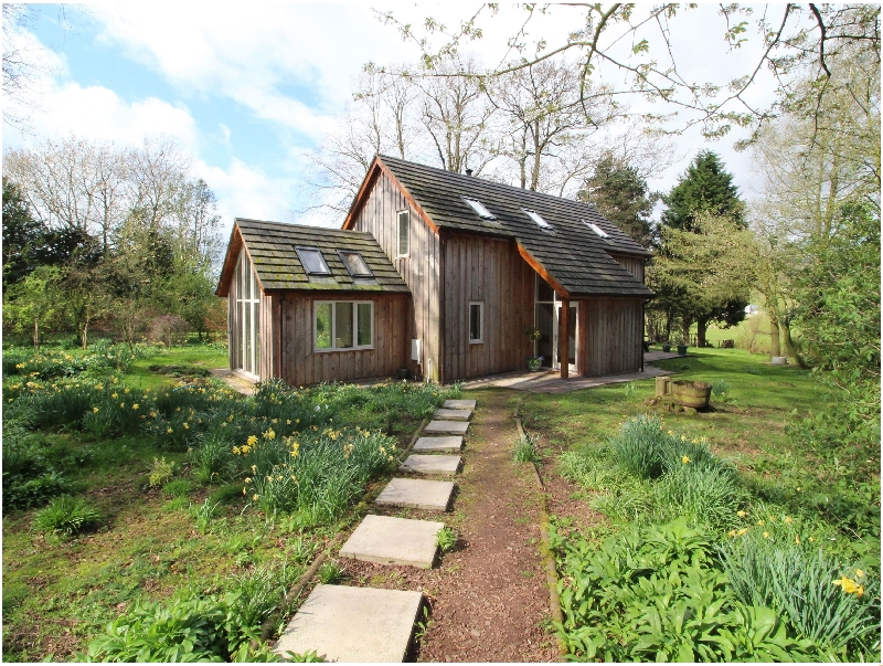Little Treasure Cottage a british holiday cottage for 4 in ,