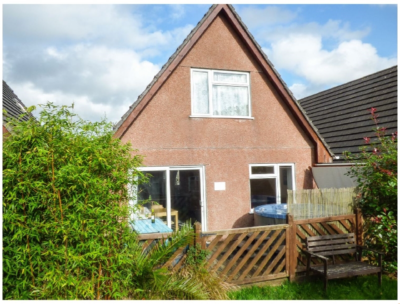 Eden Valley Lodge a british holiday cottage for 8 in , 