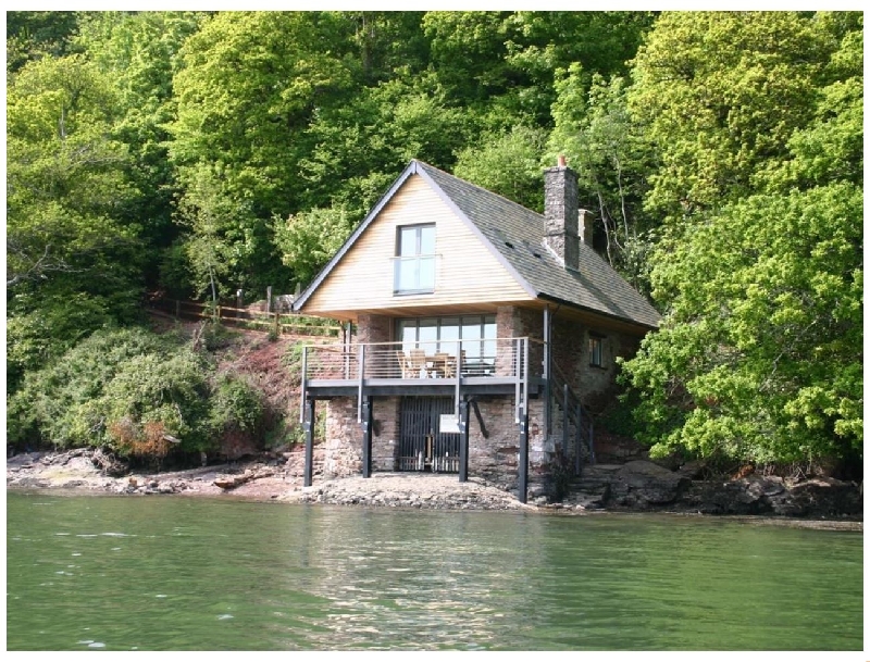 More information about Sandridge Boathouse - ideal for a family holiday