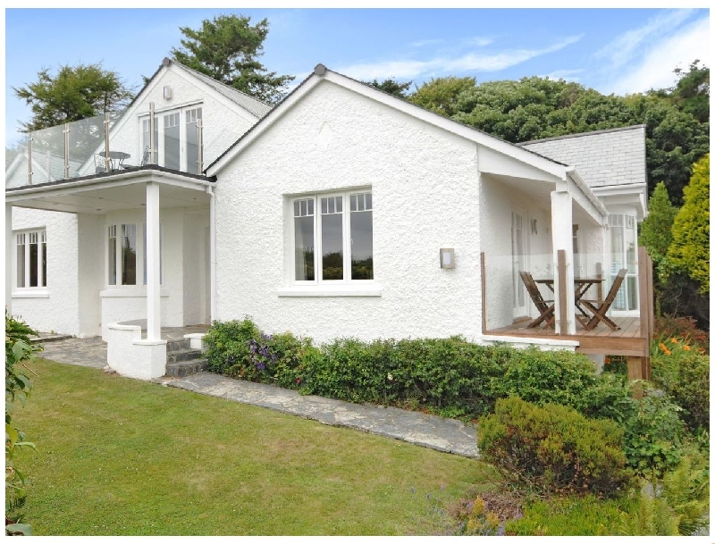 Bonny Alva a british holiday cottage for 9 in , 