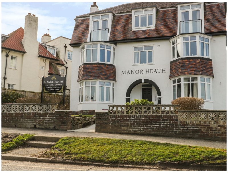 Manor Heath Apartment 4 a british holiday cottage for 4 in , 