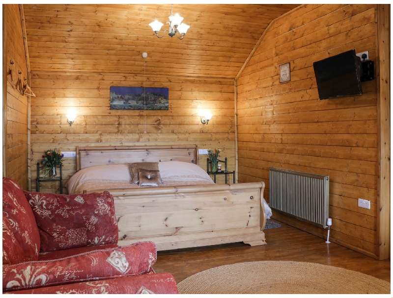 More information about The Gathering - Blossom Cabin - ideal for a family holiday
