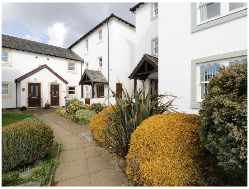 Elm Court a british holiday cottage for 4 in , 