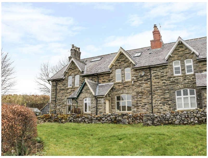 Railway Cottage a british holiday cottage for 6 in , 