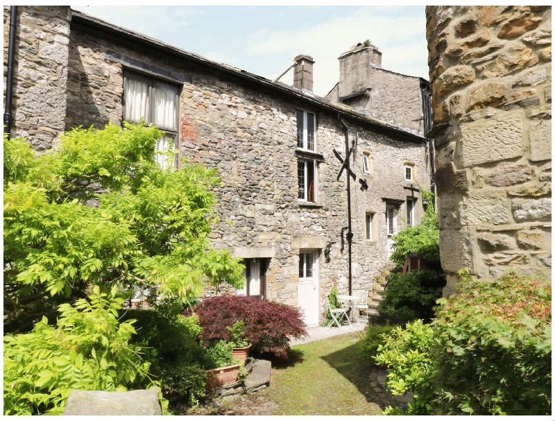 More information about Courtyard Cottage - ideal for a family holiday