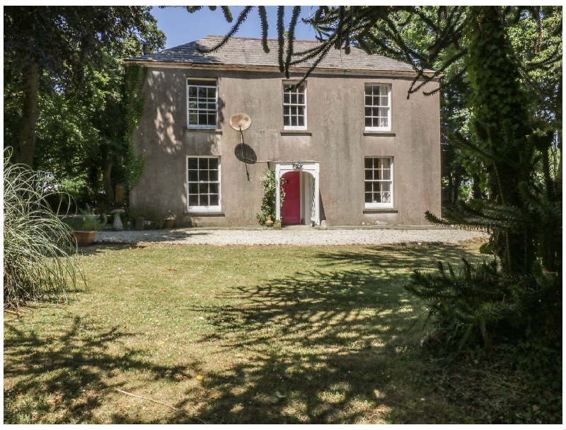 Benbole Farmhouse a british holiday cottage for 9 in , 