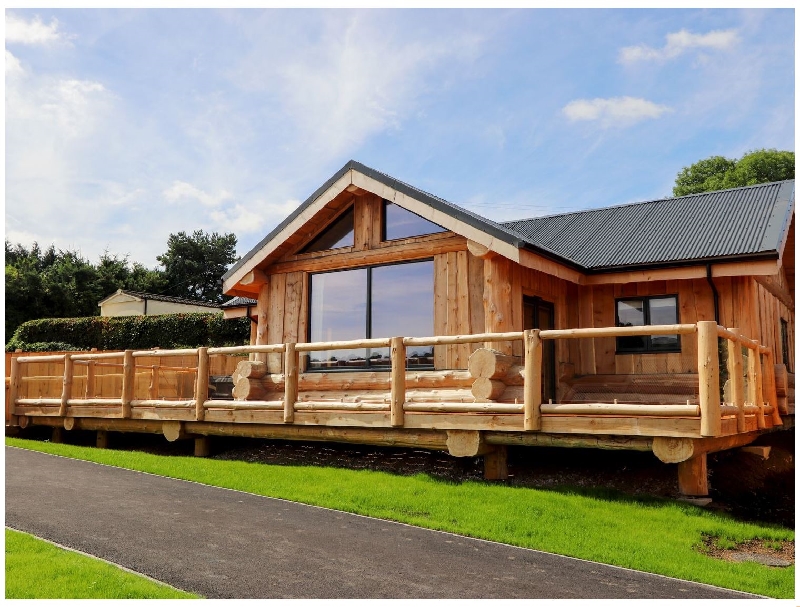 Bears Den a british holiday cottage for 4 in ,