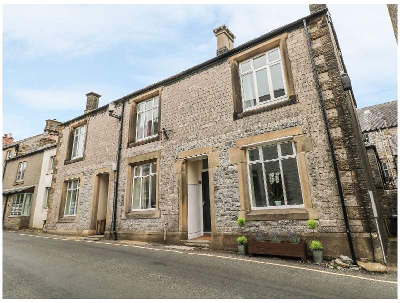 More information about Amber House - ideal for a family holiday