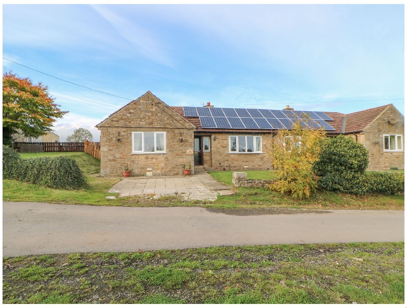 Barforth Hall Lodge a british holiday cottage for 12 in , 