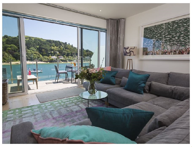 Villa 8- Estura a british holiday cottage for 8 in ,
